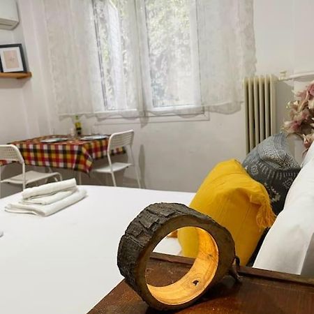 Cute And Quiet Apartment In The Center Of Athene Buitenkant foto