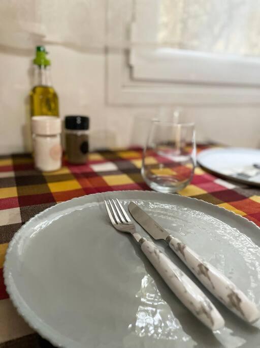 Cute And Quiet Apartment In The Center Of Athene Buitenkant foto