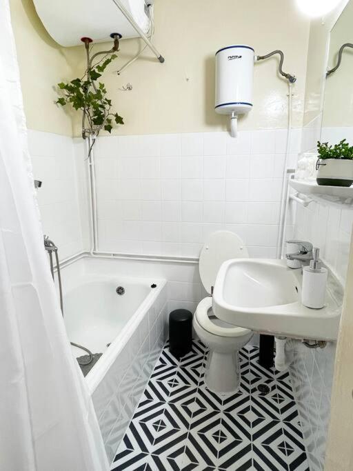 Cute And Quiet Apartment In The Center Of Athene Buitenkant foto