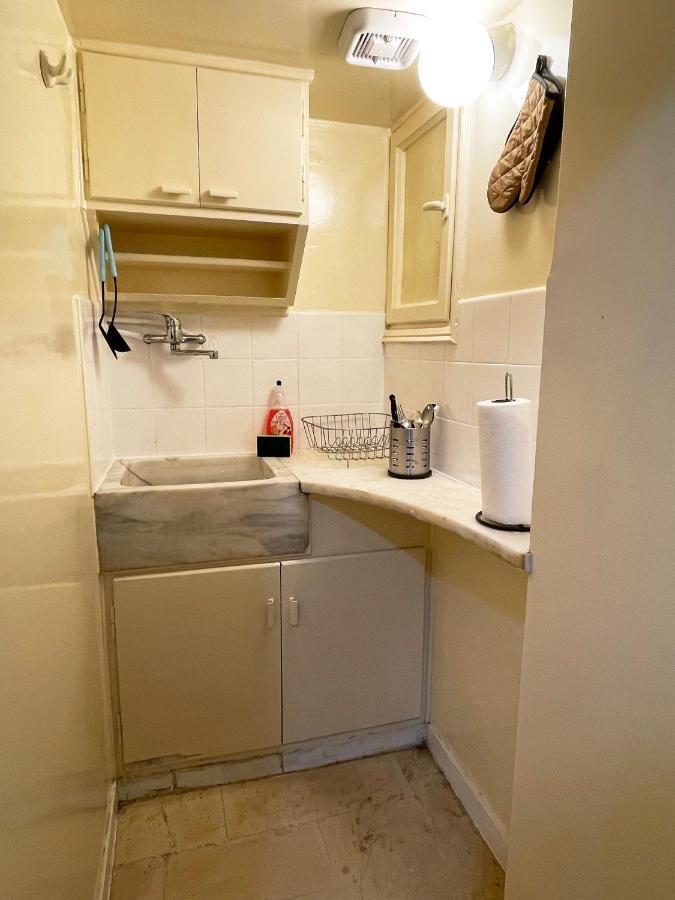Cute And Quiet Apartment In The Center Of Athene Buitenkant foto